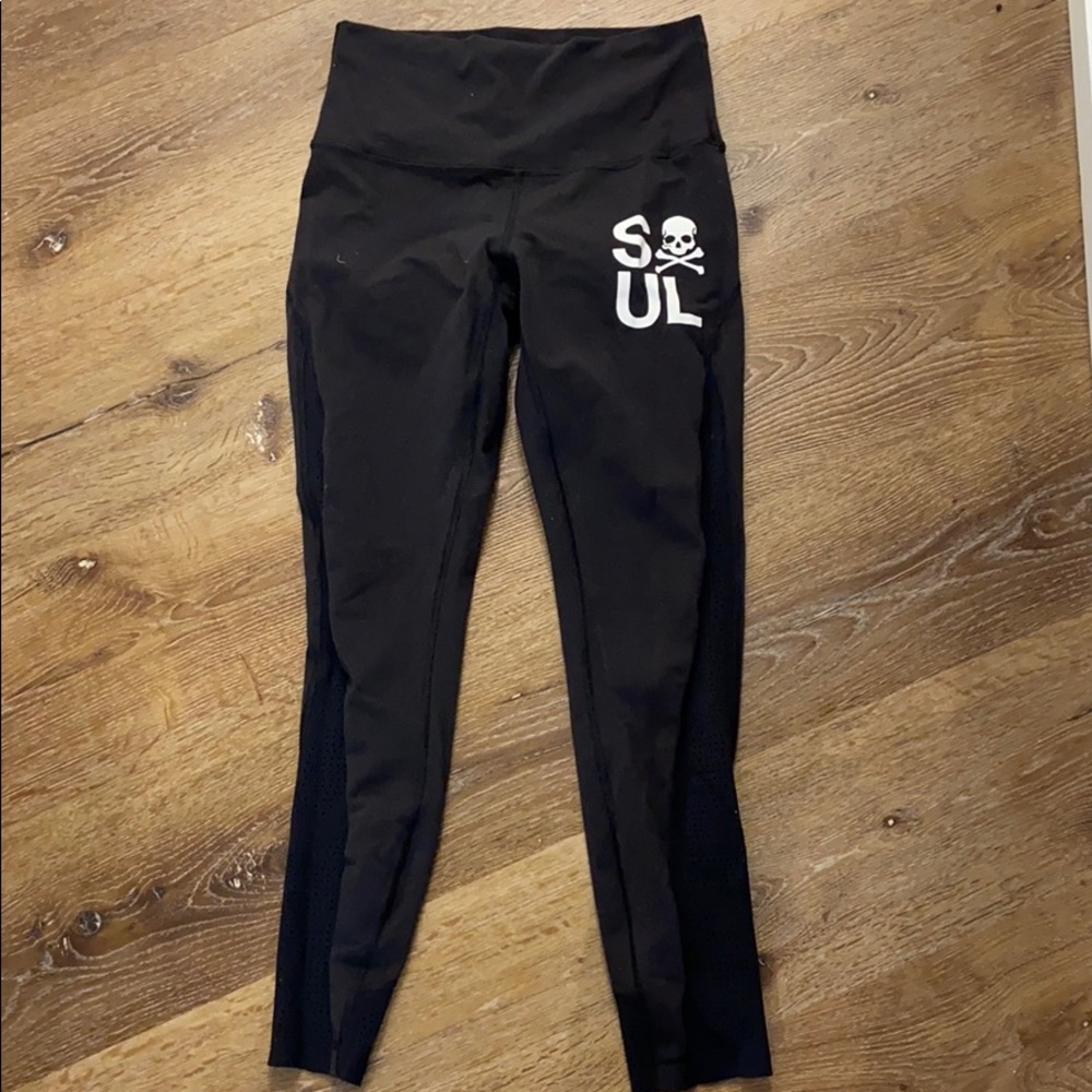 SoulCycle x Lululemon leggings